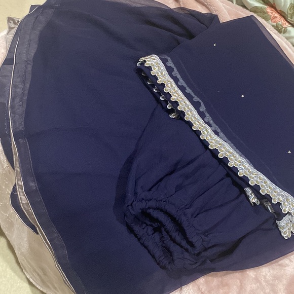 Pakistani beautiful maxi dress - Picture 6 of 7